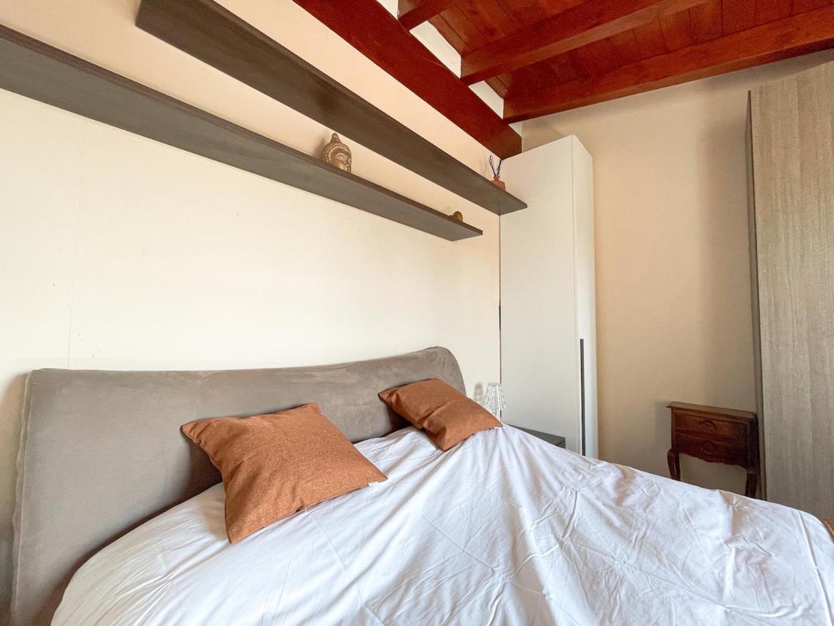 Appartement The Urban Nest 2, Spacious, Wifi And Near The Red Metro Milan