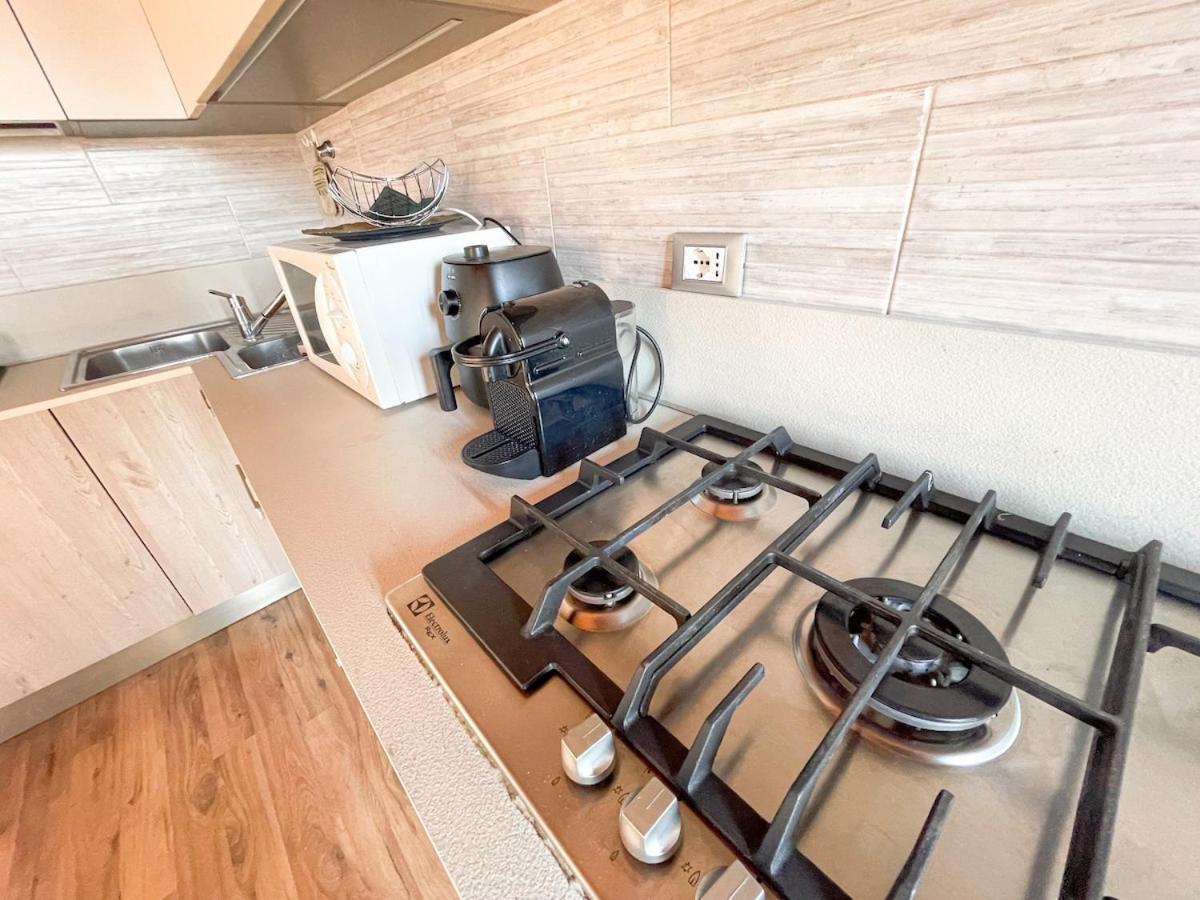 The Urban Nest 2, Spacious, Wifi And Near The Red Metro * Milan