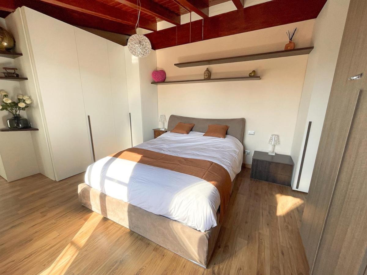 Appartement The Urban Nest 2, Spacious, Wifi And Near The Red Metro Milan